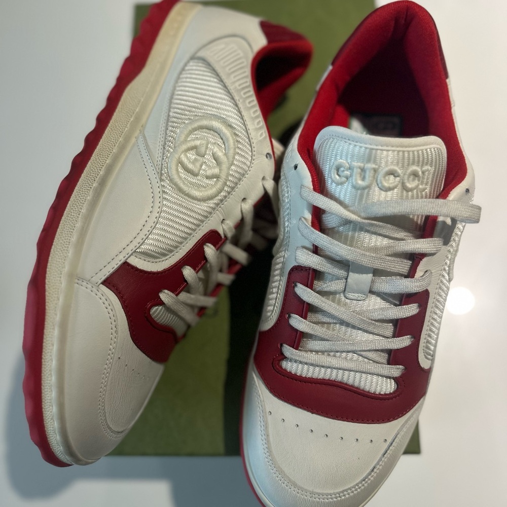 Man’s Gucci sneakers 11